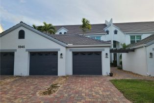 2 Story,Low Rise (1-3), 5945 Sand Wedge Ln # 1005, Naples FL 34110