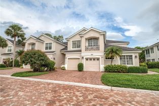 , 2115 Aberdeen Ln # 203, Naples FL 34109