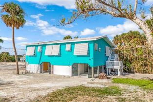 , 226 Connecticut St, Fort Myers Beach FL 33931