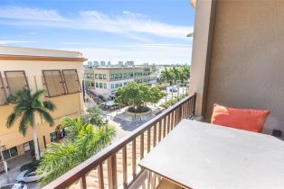 Mid Rise (4-7), 9123 Strada Pl # 7504, Naples FL 3410834108 