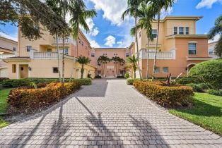 Low Rise (1-3), 580 Avellino Isles Cir # 102, Naples FL 34119