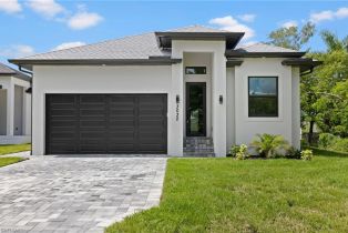 Ranch,Single Family Residence, 3032 Woodside Ave, Naples FL 34112