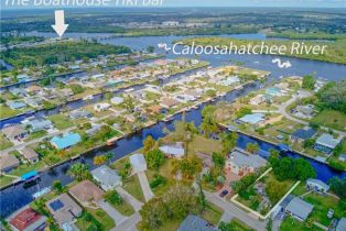 ,  , Fort Myers Shores, CA 33905 - 7