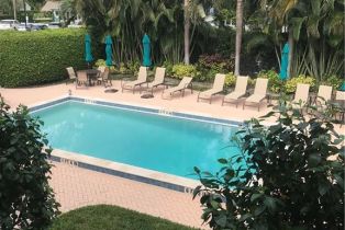 , 1222 Gordon Dr # 12, Naples FL 34102