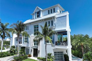 Multi-Story Home,Single Family Residence, 191 Bayfront Bayfront Gardens, FL 34134 