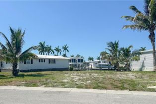 , 11271 Azalea Ln, Fort Myers Beach FL 33931