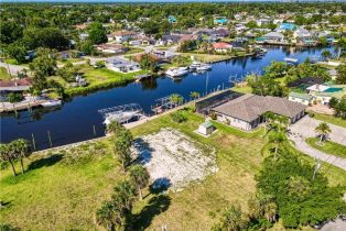 ,  , Fort Myers Shores, CA 33905 - 6