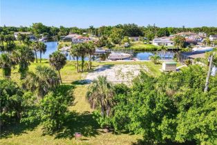 ,  , Fort Myers Shores, CA 33905 - 5