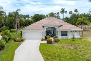 Ranch,Single Family Residence, 1911 Lagoon Pelican, FL 33914 