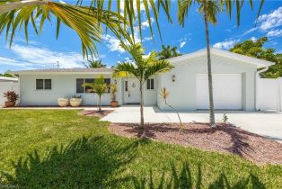 Ranch,Single Family Residence, 227 Alameda East Fort Myers, FL 33905 