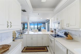 ,  , Bay Harbor Club, CA 34134 - 7