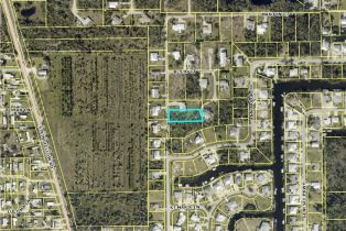 ,  , Charlotte Shores, CA 33922 - 3