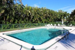 , 820 Ketch Dr # 2, Naples FL 34103