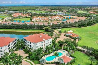 Penthouse,Mid Rise (4-7), 16449 Carrara Way # 102, Naples FL 3411034110 