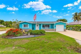 Ranch,Single Family Residence, 13527 Marquette East Fort Myers, FL 33905 