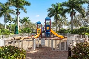 ,  , Village Walk of Bonita Springs, CA 34135 - 40