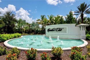 2 Story,Mid Rise (4-7), 8008 Signature Club Cir, Naples FL 34113