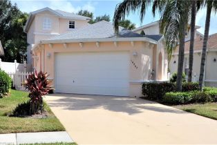 Multi-Story Home,Single Family Residence, 14907 Sterling Oaks Dr, Naples FL 34110