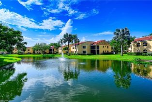 , 559 Beachwalk Cir # 203, Naples FL 34108