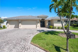 Ranch,Single Family Residence, 4856 Conover Palmetto Point, FL 33908 