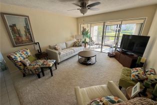 Apartment,Mid Rise (4-7), 4417 Spanker Ct # 1a, Fort Myers FL 3391933919 