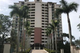 High Rise (8+), 425 Cove Tower Dr # 902, Naples FL 34110