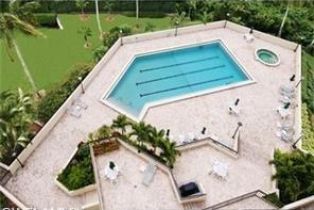 High Rise (8+), 6001 Pelican Bay Blvd # 1706, Naples FL 34108