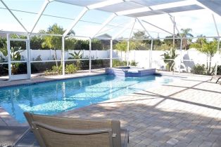 Ranch,Single Family Residence, 74 2nd St, Bonita Springs FL 34134