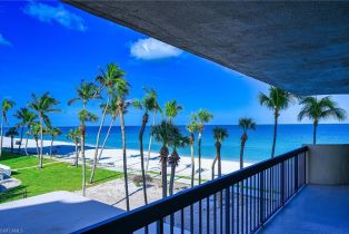 High Rise (8+), 4001 Gulf Shore Blvd N # 105, Naples FL 34103