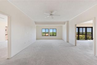 Mid Rise (4-7), 900 Arbor Lake Dr # 501, Naples FL 3411034110 