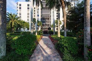 High Rise (8+), 2400 Gulf Shore Blvd N # 603, Naples FL 3410334103 