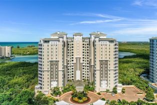 High Rise (8+), 295 Grande Way # 306, Naples FL 34110