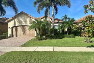 Ranch,Single Family Residence, 9061 Isla Bella Cir, Bonita Springs FL 34135