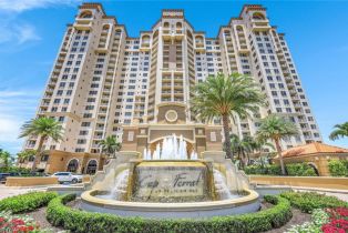 High Rise (8+), 6597 Nicholas Blvd # 705, Naples FL 34108