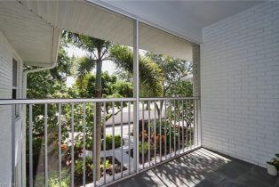 Low Rise (1-3), 800 S Golf Dr # S207, Naples FL 34102