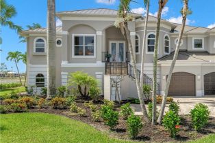 Single Family Residence, 815 Birdie View Sanibel Island, FL 33957 