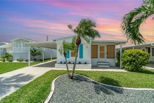 Ranch,Manufactured Home, 11170 Bayside Bayside Estates, FL 33931 