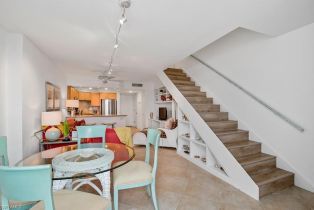 High Rise (8+), 5 Bluebill Ave, Naples FL 34108