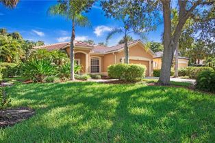 Ranch,Single Family Residence, 9960 Colonial Estero, FL 33928 