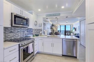 High Rise (8+), 440 Seaview Ct # 1805, Marco Island FL 34145