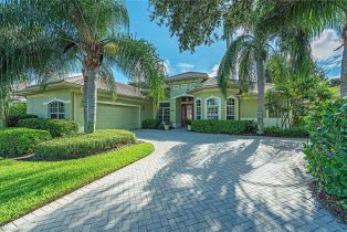 Ranch,Single Family Residence, 4980 Rustic Oaks Central Naples, FL 34105 