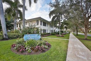 , 288 4th St S # 102, Naples FL 34102