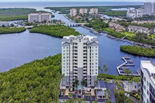 High Rise (8+), 420 Cove Tower Dr # 202, Naples FL 3411034110 