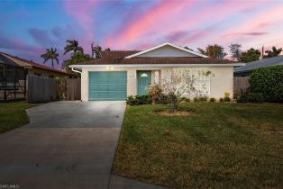 Ranch,Single Family Residence, 755 106th Vanderbilt Beach, FL 34108 