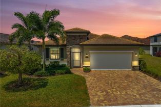 Single Family Residence, 9251 Woodhurst Central Naples, FL 34120 