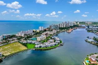 Mid Rise (4-7), 3410 Gulf Shore Blvd N # 302, Naples FL 34103