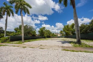 Land, 1055 7th Ave N, Naples FL 34102