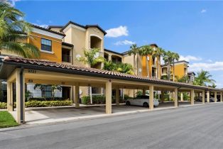 ,  , Treviso Bay, CA 34113 - 25