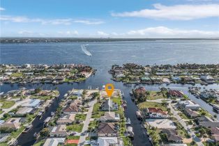 Ranch,Single Family Residence, 5368 Colonade Caloosahatchee, FL 33904 