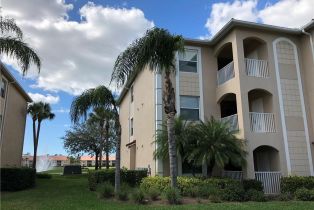 , 2710 Cypress Trace Cir # 3022, Naples FL 34119